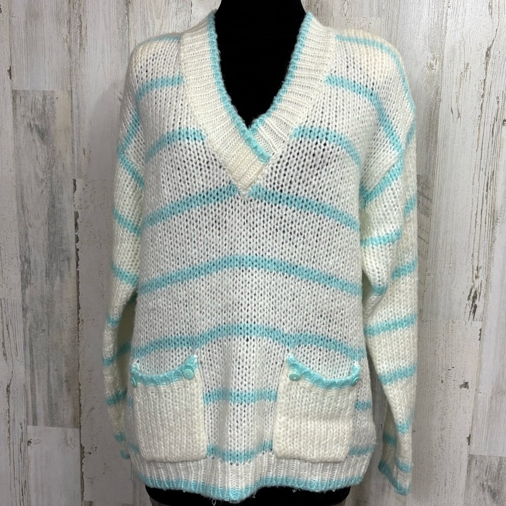 Rouge by Helium Vintage 80’s Cozy White and Blue Striped Sweater
